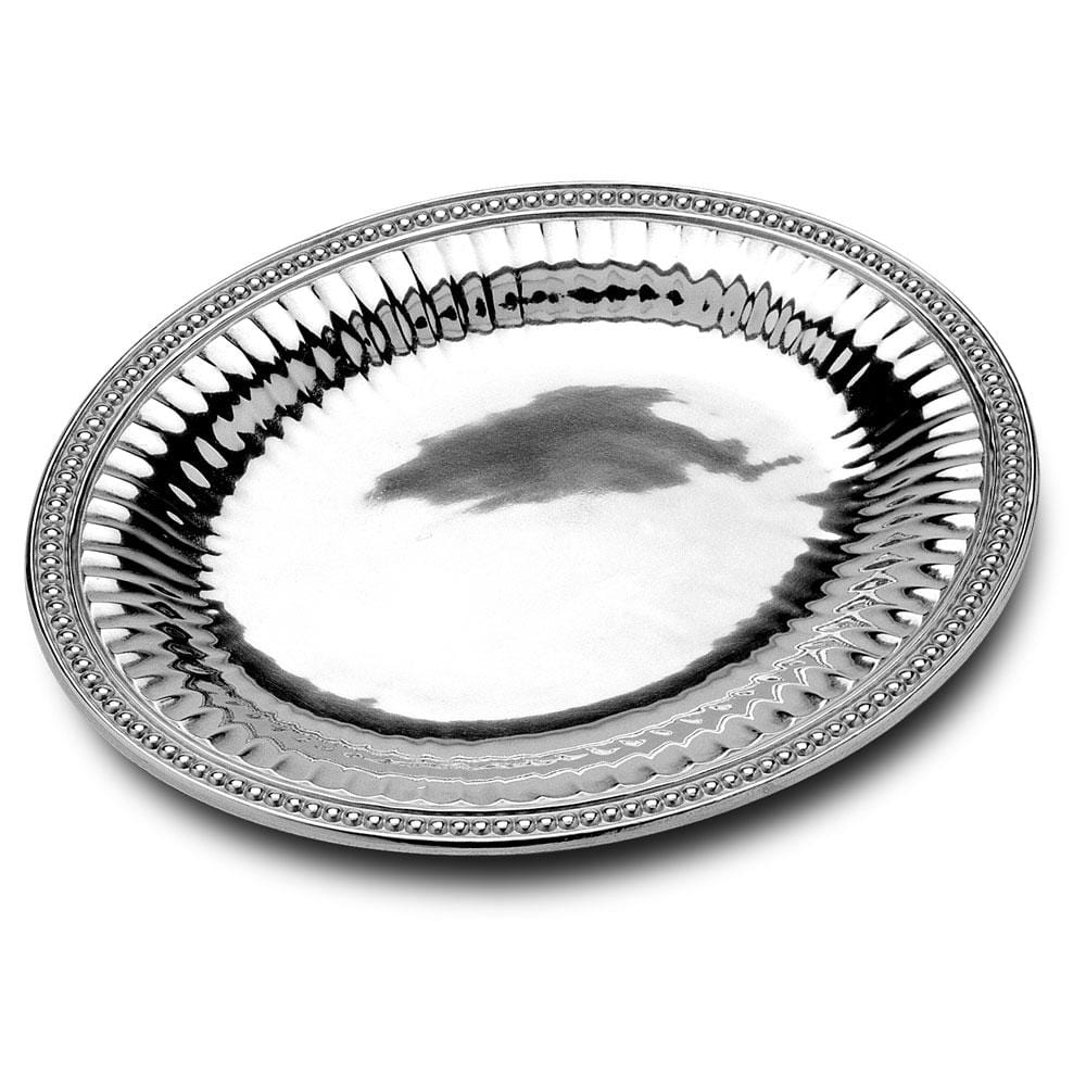 http://www.mikasa.com/cdn/shop/products/flutes-pearls-large-oval-tray_272054_1.jpg?v=1593764080